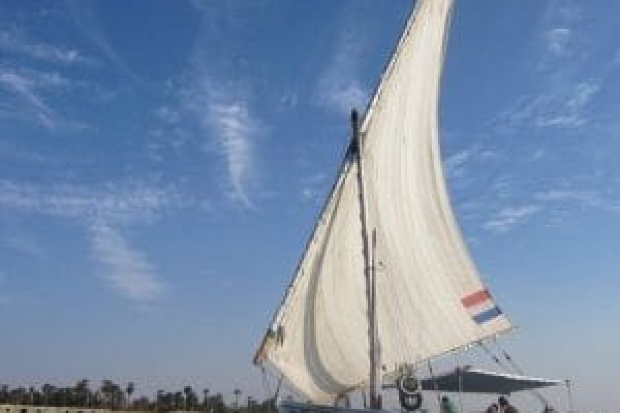 Pyramids of Giza- Egyptian Museum – Sailing in the Nile by Felucca one hour
